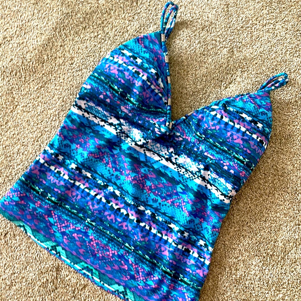 Gorgeous Badgley Mischka tankini top Sz 10